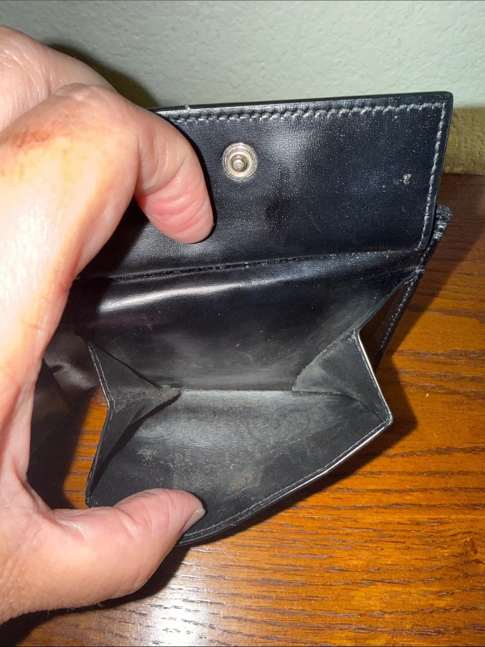 Yves Saint Laurent Black Leather Bifold wallet with Silver YSL Logo-
